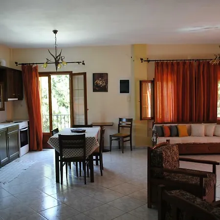 Pelion, Sun House * Kalamaki (Thessaly)